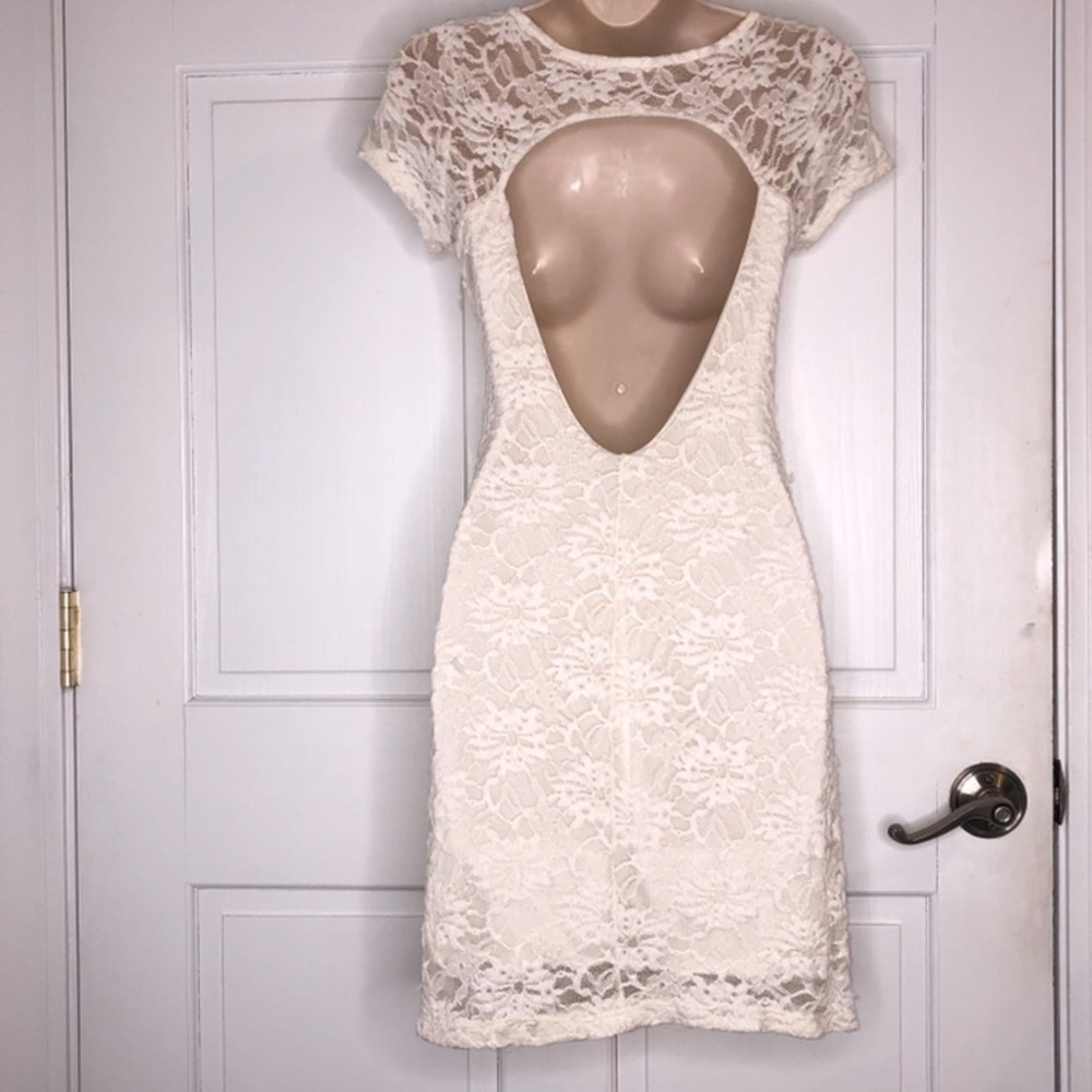 LUSH lace open back short sleeve dress